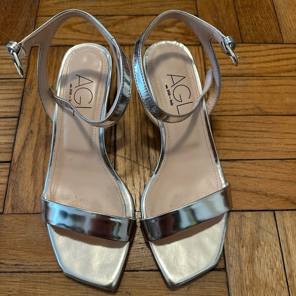 AGL Angie Block Heel